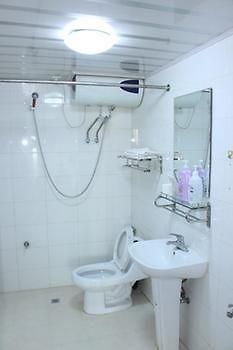 Tangfeng Art Hotel Shenyang North Railway Station Екстер'єр фото