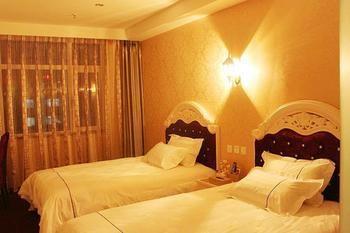 Tangfeng Art Hotel Shenyang North Railway Station Екстер'єр фото